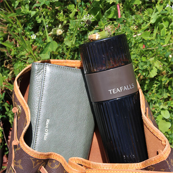 schoene-tee-flasche-trink-flasche.jpg__PID:69fab788-299f-43ae-9b73-f777d07d827c